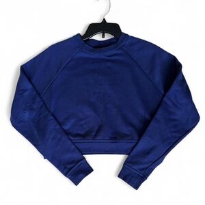 Nike Women's Navy Blue Cropped Sweatshirt. XS